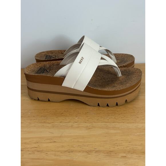 Reef Vista Higher Savanah Sandals - Whisper White - Size 7 - Picture 2 of 15